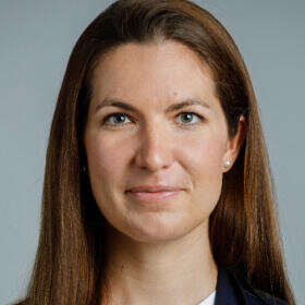 Julia Singer